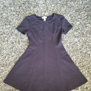 Forever 21 
Textured 
Short Sleeve 
Skater Dress 
